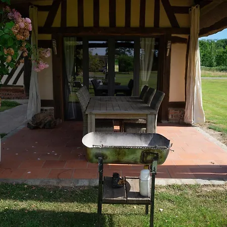 Holiday home La Roseliere Flancourt-Crescy-en-Roumois
