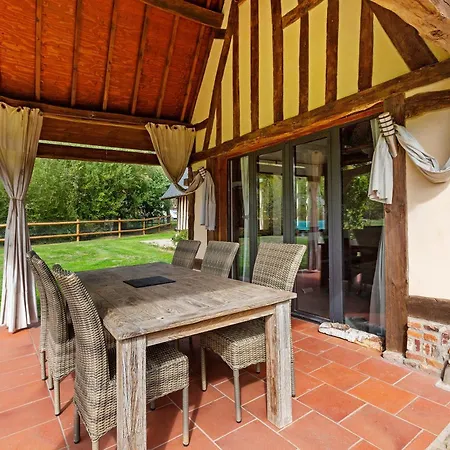 La Roseliere Holiday home Flancourt-Crescy-en-Roumois