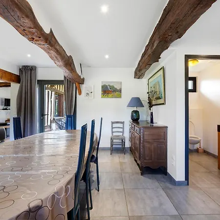 Holiday home La Roseliere Flancourt-Crescy-en-Roumois